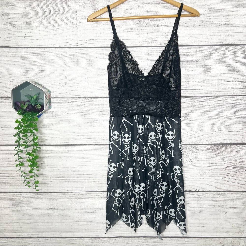 ROMWE Sheer Black Lace Gothic Skeleton Print Lingerie Nightdress Size XL